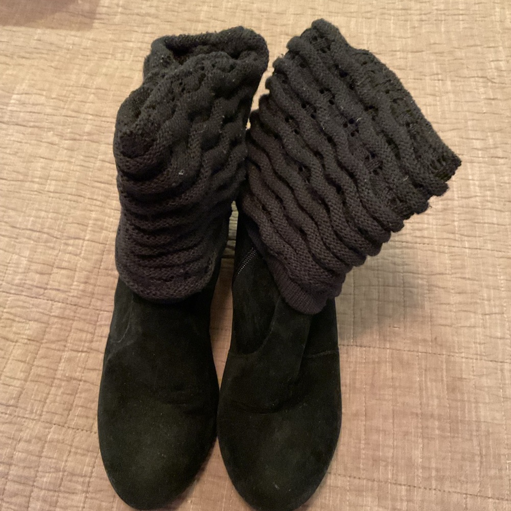 Boots - Picture 2 of 2